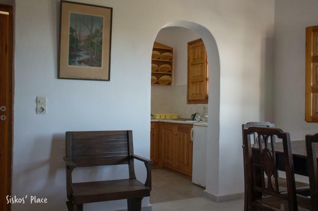 Siskosplace Koloumpos Bagian luar foto