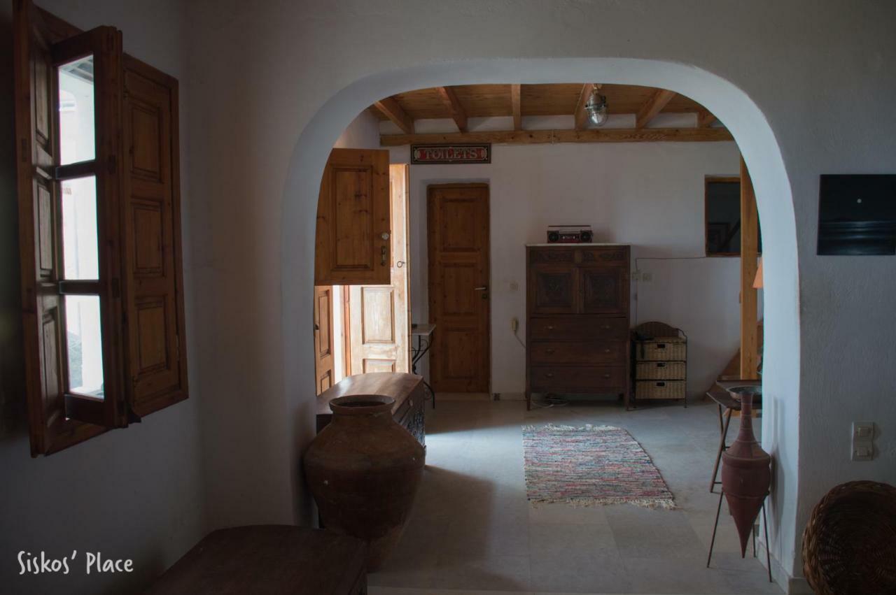 Siskosplace Koloumpos Bagian luar foto