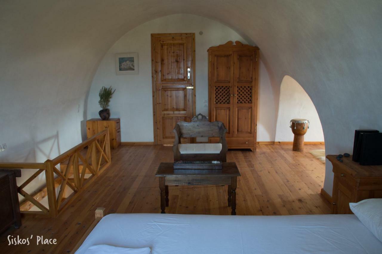 Siskosplace Koloumpos Bagian luar foto